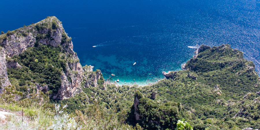 Vista desde el Monte Solaro, isla de Capri, Italia