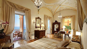 Grand Hotel Excelsior Vittoria, Włochy