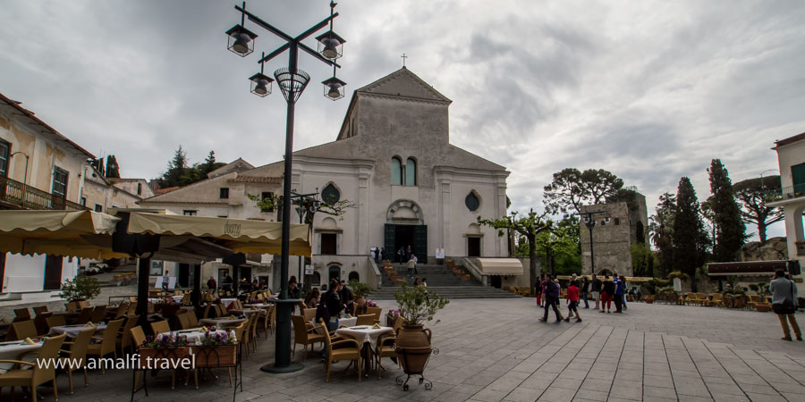 Katedra i centralny plac miasta, Ravello, Włochy