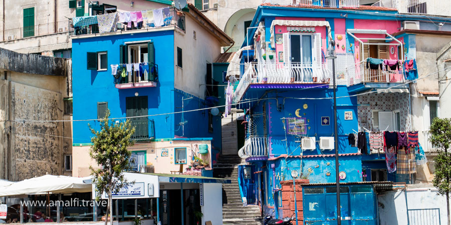 Bunte Häuser, Vietri sul Mare, Italien